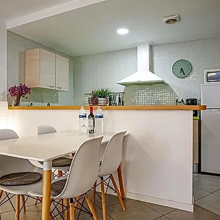 Sunny Duplex Martines *